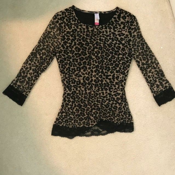 Leapord-print long sleeve top - Picture 3 of 3